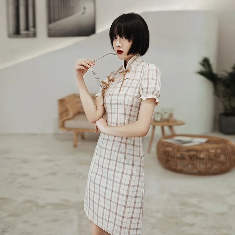 

Chinese Qipao Classic Women Satin Cheongsam Oriental Bride Wedding Dresses 2021 New Evening Party Gown B455