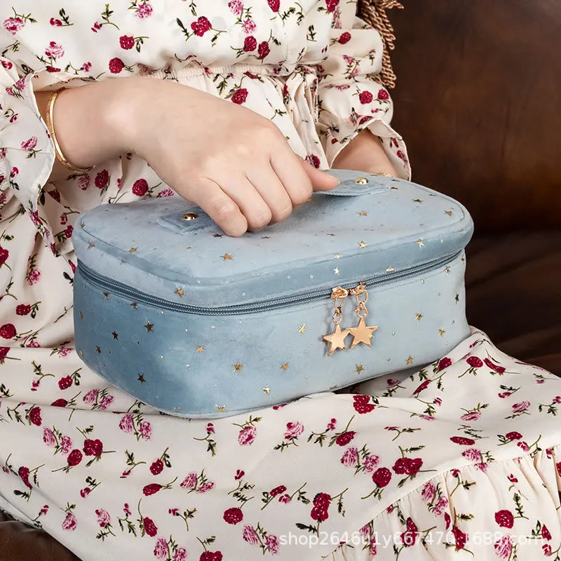 

SUKI Velvet Cosmetic Bag Soft Portable Travel Velvet Storage Sequins Gold Star Flannel Double Layer Cosmetic Girls Gift