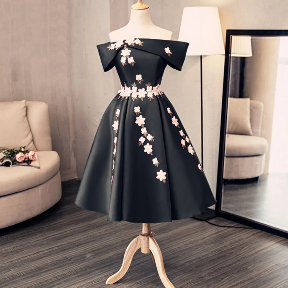 Элегантное красное платье с оборками открытыми плечами для подружки невесты