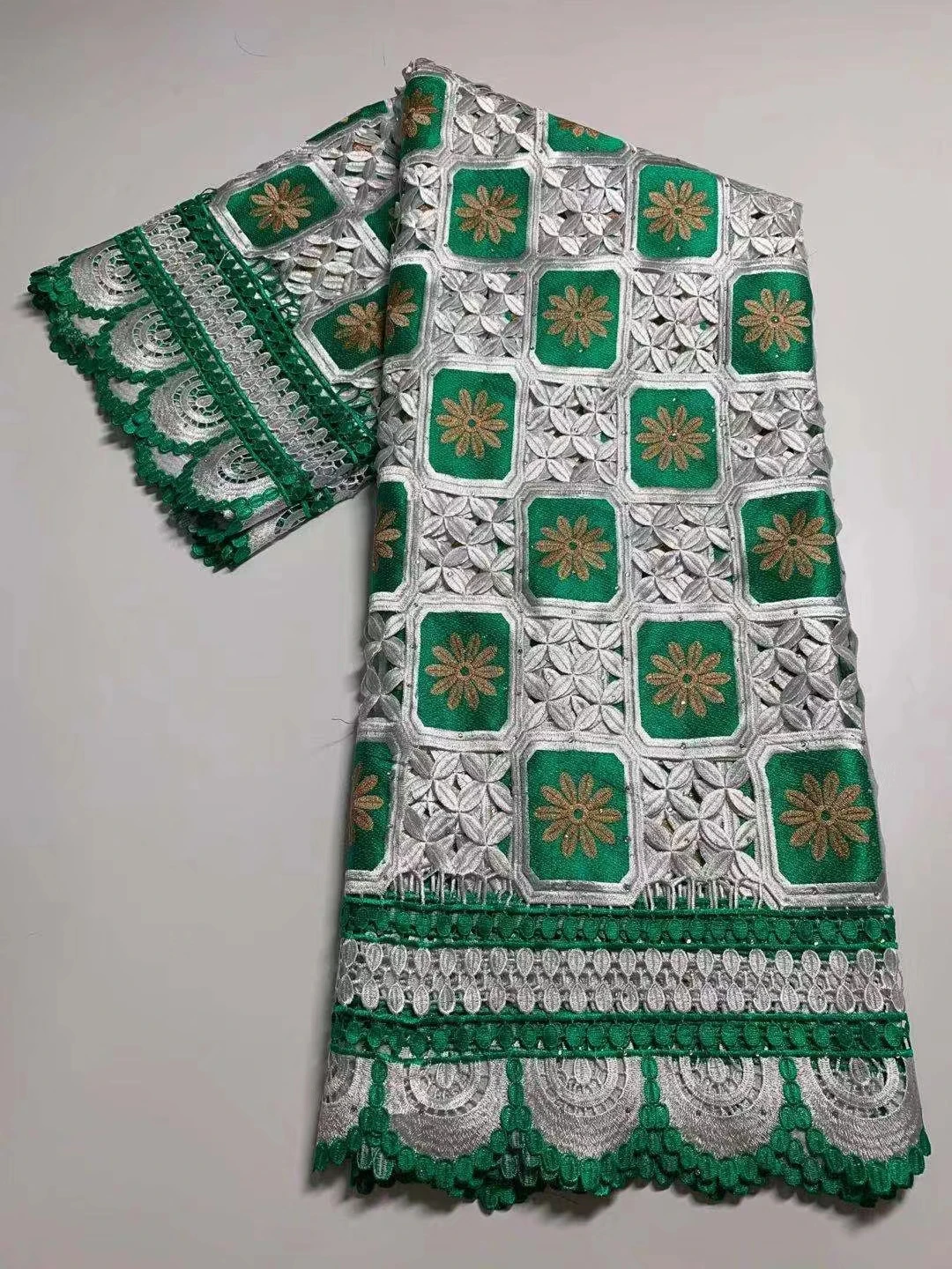 

2021 классическое гипюровое кружево с камнями, высокое качество, новейшая африканская ткань с вышивкой для свадебного платья NN269_K