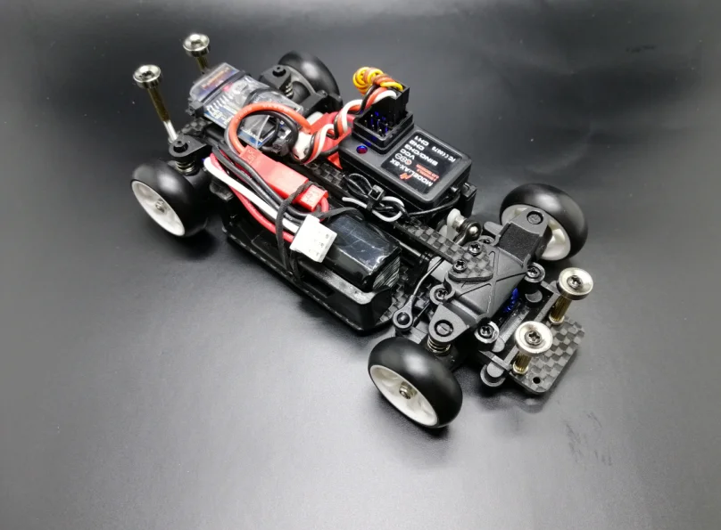 RC мини-пульт дистанционного управления комаров модифицированный MINI-Q6 мини-Дрифт 1/28 Мини Купер
