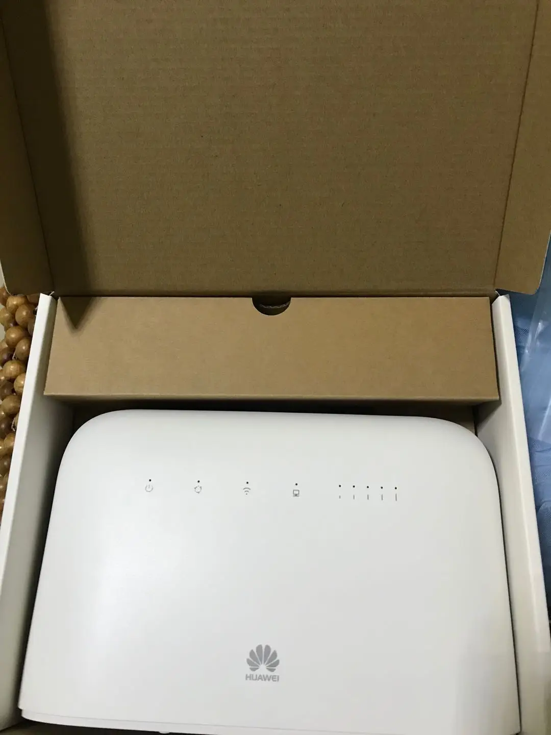 Huawei Фит Cat9 4G LTE Band 1/3/7/8/20/28/32/38 FDD700/800/900/1500/1800/2100/2600MHz TDD 2600MHz WiFi CPE маршрутизатор VOIP|3G/4G