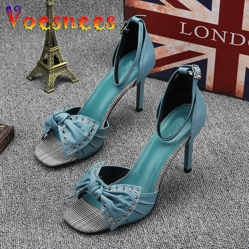 

Женские босоножки с бантом-бабочкой, элегантные босоножки на высоком каблуке, с пряжкой на щиколотке, летняя Праздничная обувь с квадратным...