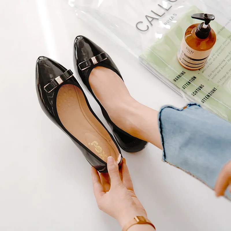 

Women Flat Heel Shoes Solid Color Pu Leather Pointed Toe Foldable Ballet Shoes Soft Leather Office Lady Flats 35-41 Nice Quality