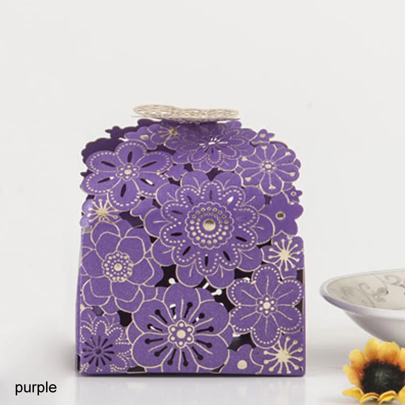 Фиолетовый 10Pcs Paper Candy Box Hollow Butterfly DeSIGN European Style Gift Boxes Wedding Favors Cute Personality Chocolate Box - Цвет: Фиолетовый