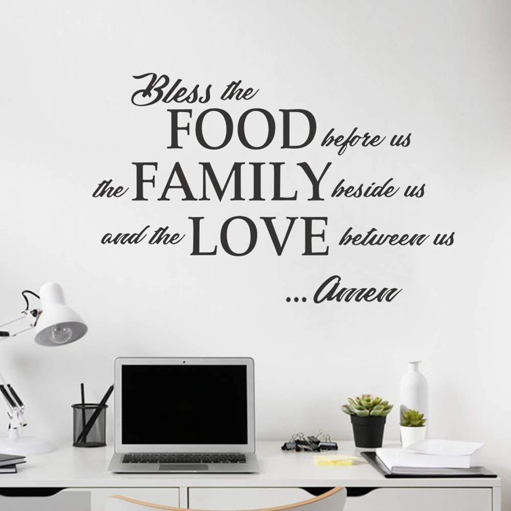 Благословите еду перед нами семью рядом с и любви между Амен. Спасибо вдохновение