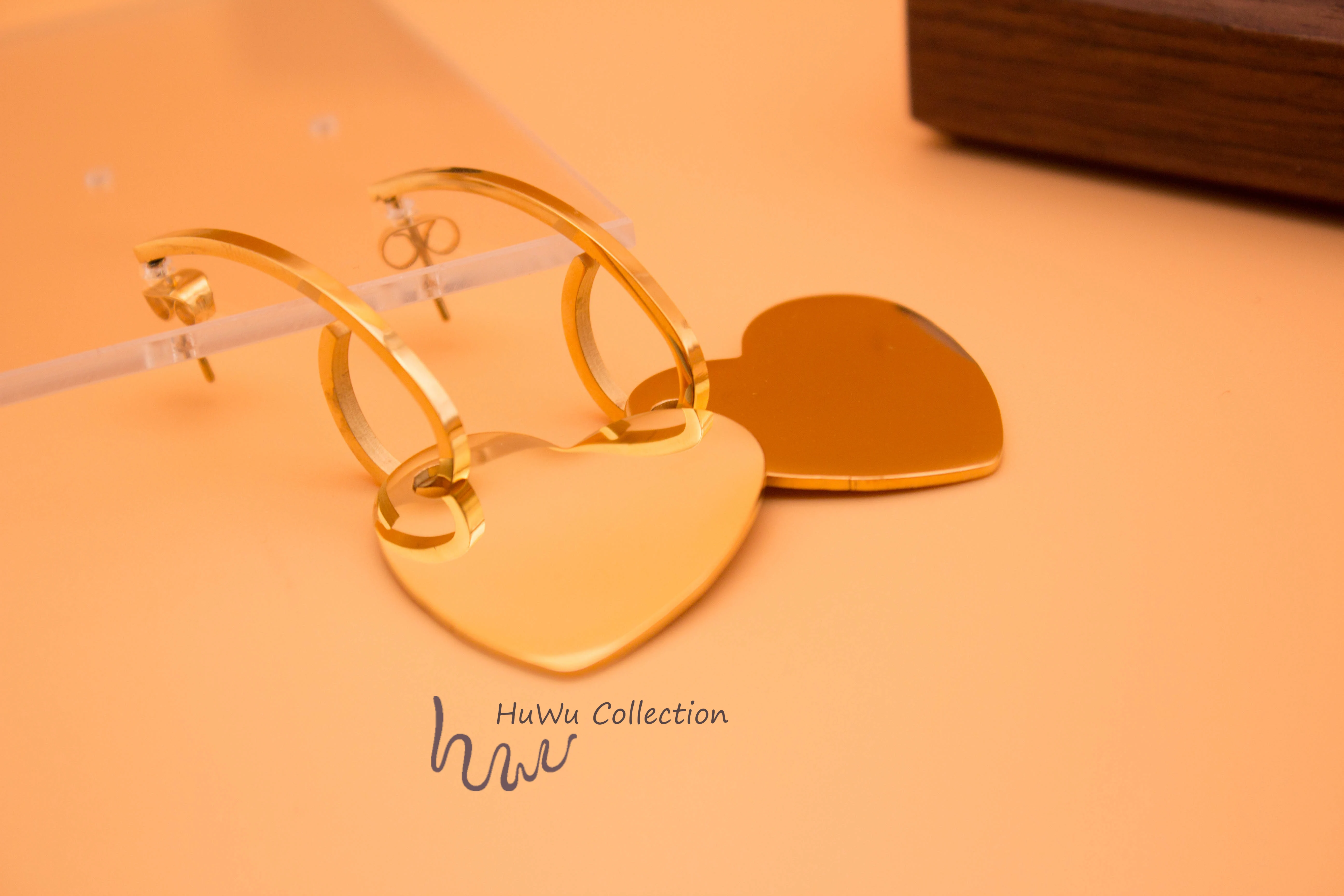 Крутые висячие серьги с большим сердцем для девочек покрытием из золота