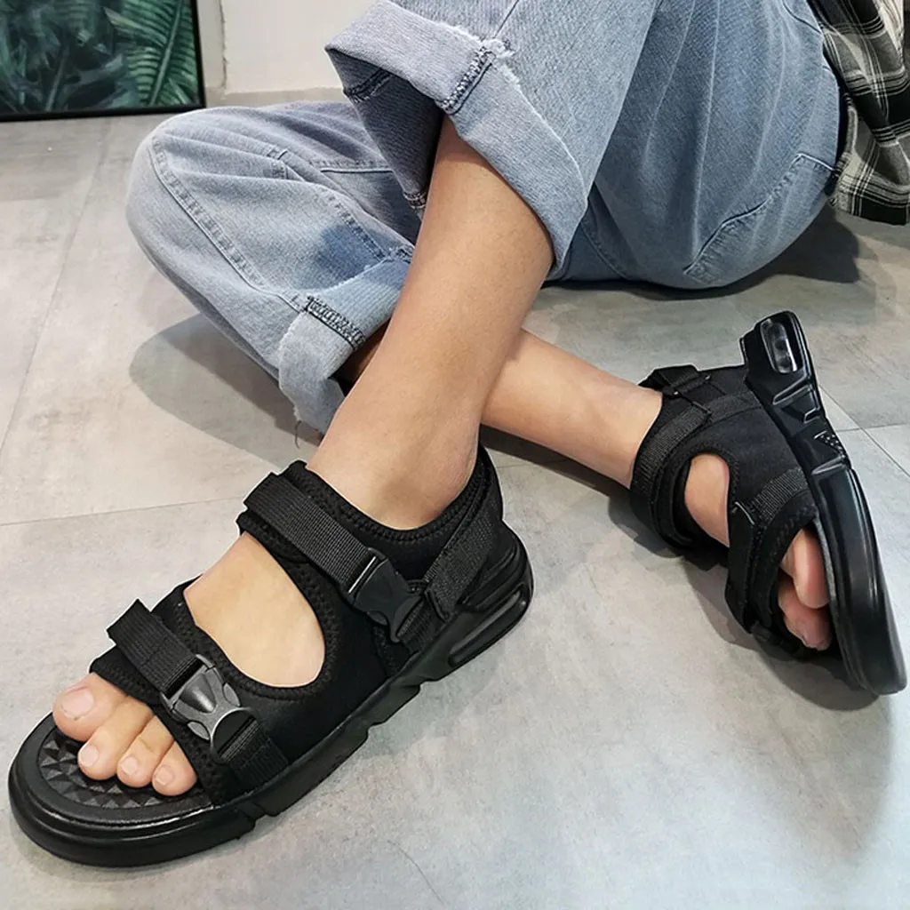 

Fashion Men Sandal Shoes Summer Casual Beach Shoes Buckle Cushion Comfortable Non-slip Black Sandals Sandalias De Hombre 2021