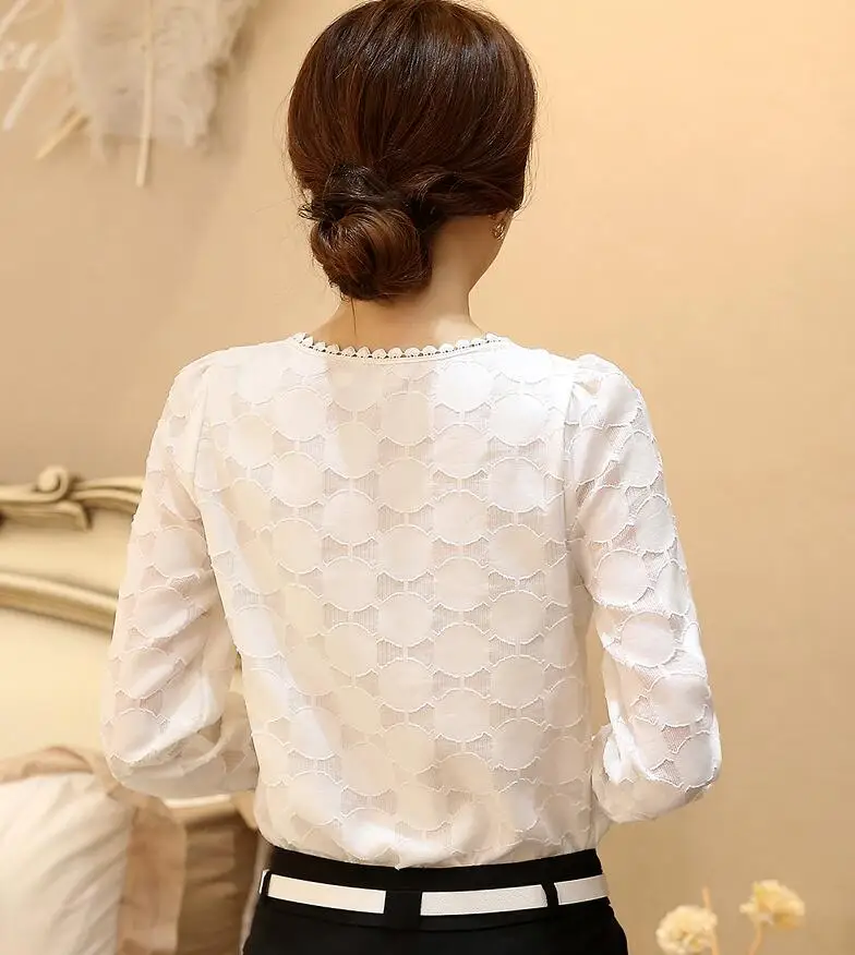 Женская кружевная блузка с длинным рукавом белая цветочным принтом новинка