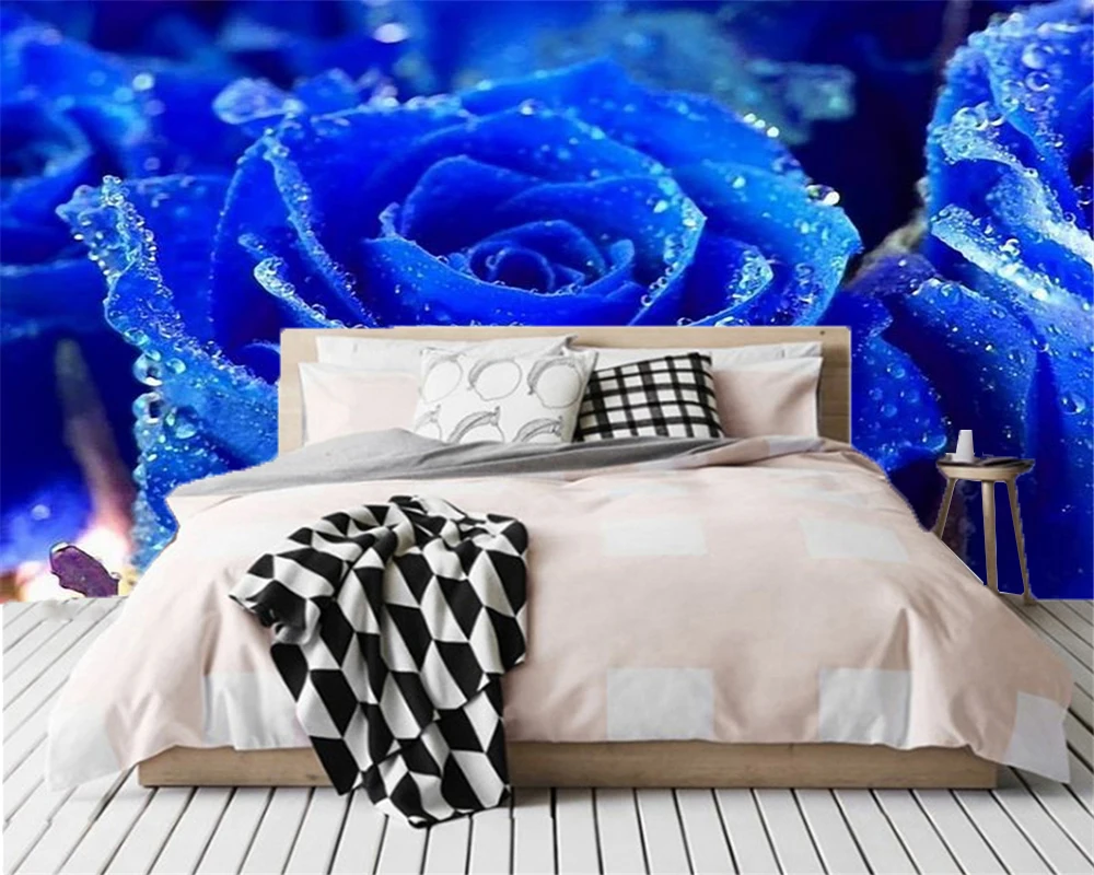 Фотообои на заказ с изображением нежных каплевидных синих роз романтичных