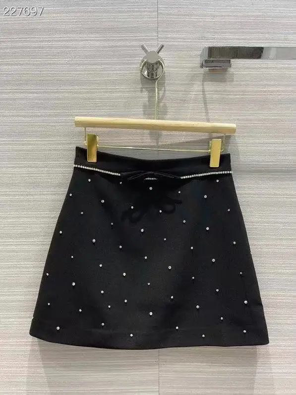 

High-Quality Women's Mini Skirts Sicilian Fashion Runway Diamonds Black A-Line Mini Skirt 2021 Autumn