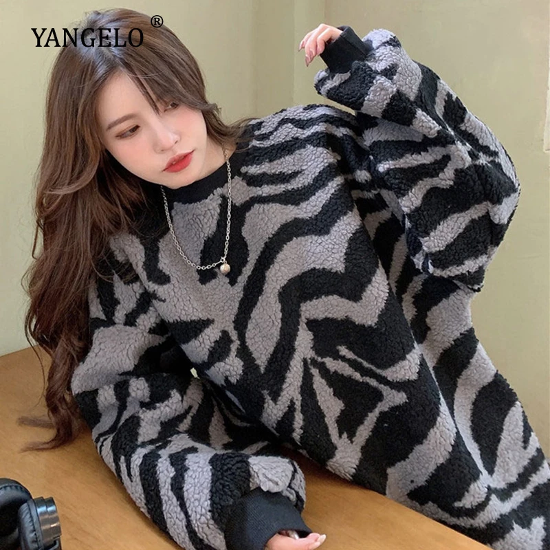 

Yangelo Zebra Stripes Oversize Sweatshirt Women Winter 2020 Long Sleeve Loose Pullover Woman Warm Balck White Fashion Top Female