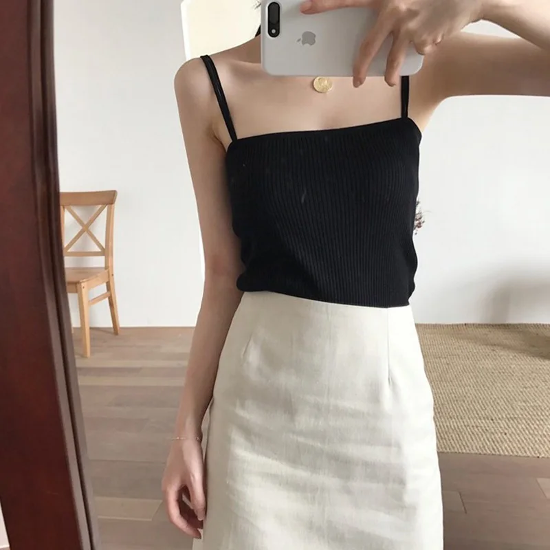 Кроп-топ женский трикотажный без рукавов повседневный пикантный однотонный топ