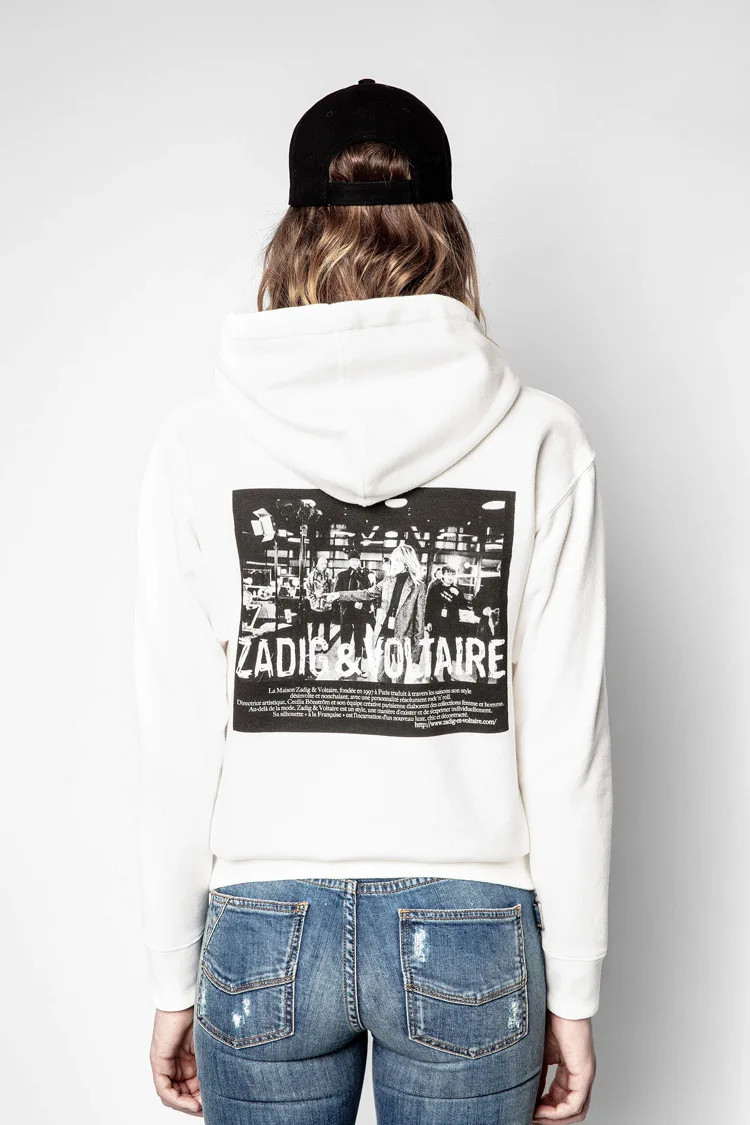 

Hoodies & Sweatshirts