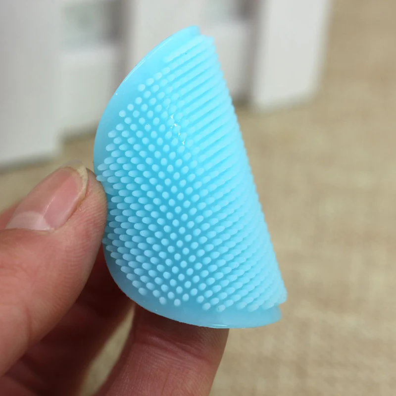 Мягкая силиконовая щетка для чистки лица | Красота и здоровье