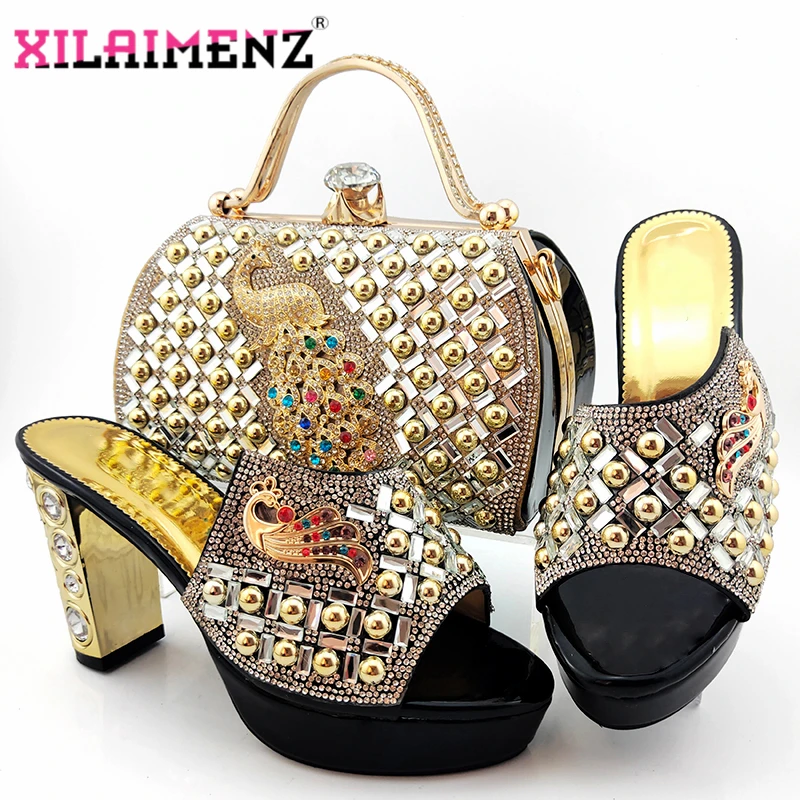 

Лидер продаж; комплект из обуви и сумки в африканском стиле; итальянский дизайн; комплект из туфель и сумочки в нигерийском стиле для свадеб...