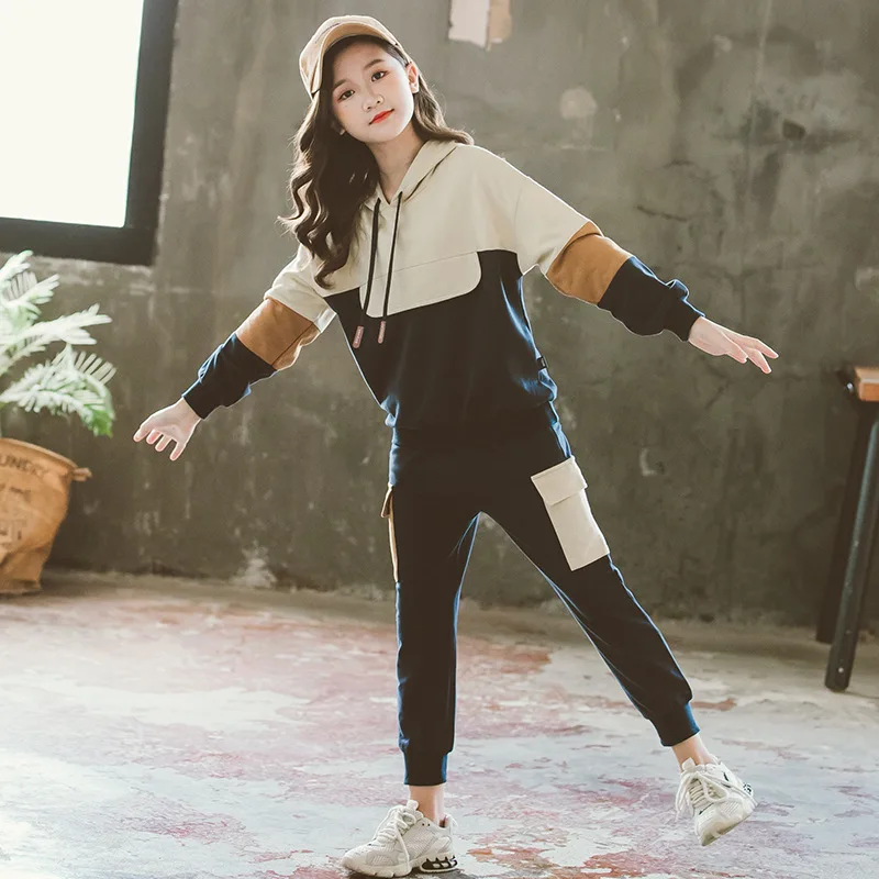 

2021 spring and autumn girl two-piece khaki casual suit sportswear children's hooded school uniform girl high quality