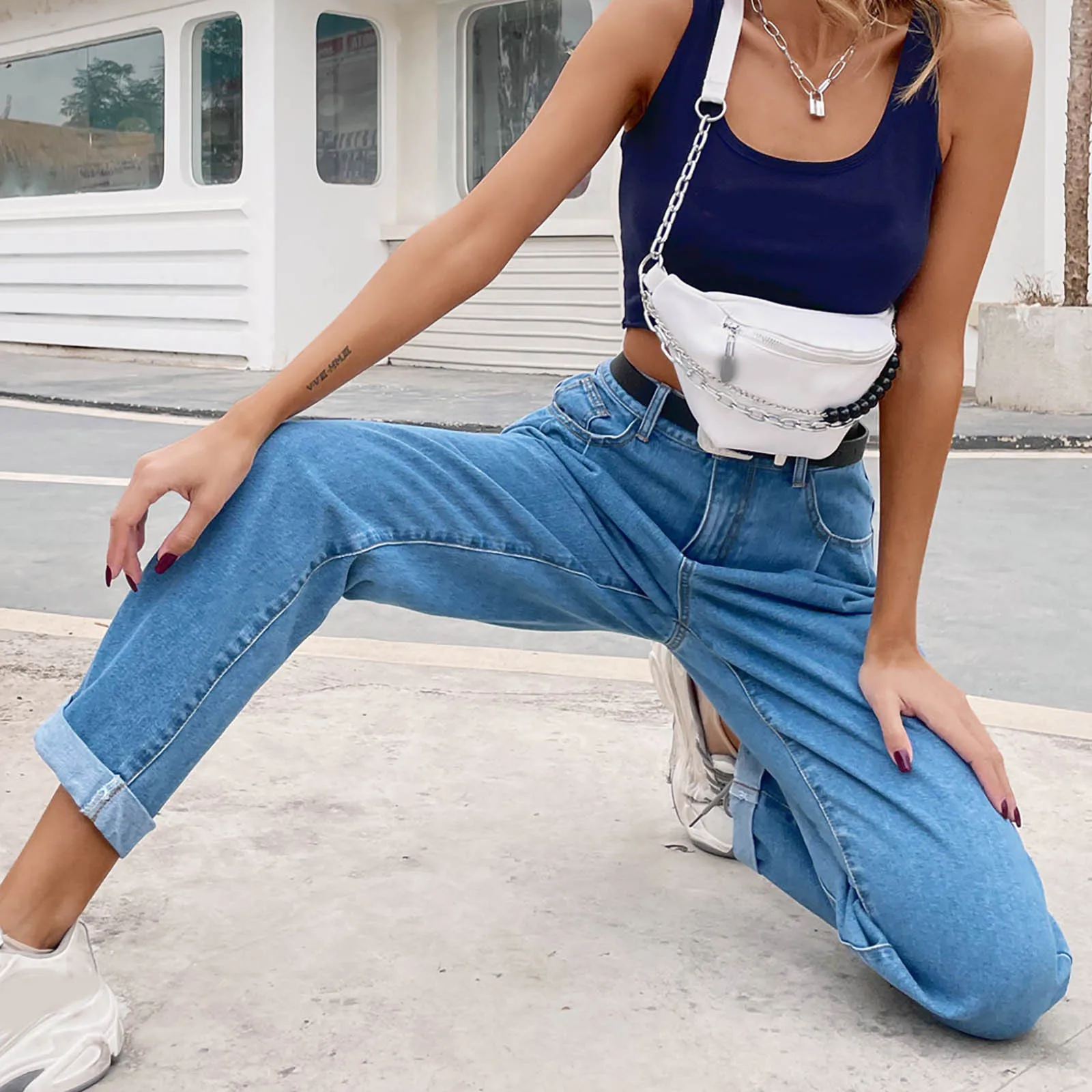 

Women's Jeans 2021 Fashion And Casual Solid Color High-waisted Pockets Zipper Slimming Straight Long Pants
