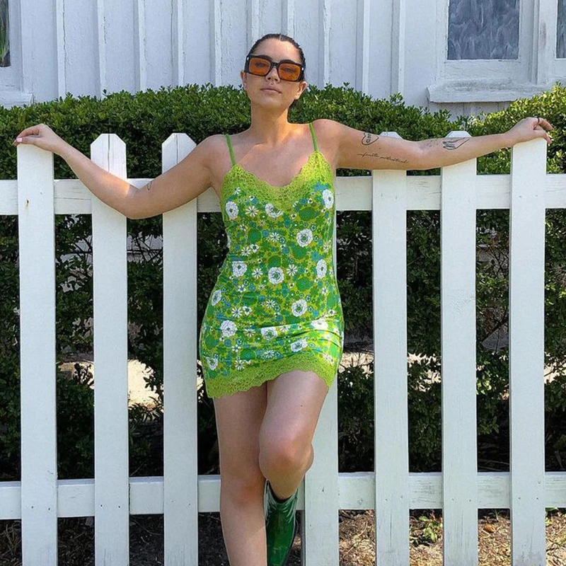 

Floral Printed Y2k Patched Lace Dress Women Summer Spaghetti Strap Mini Sundress 2021Fashion V Neck Sleeveless Party Dresses