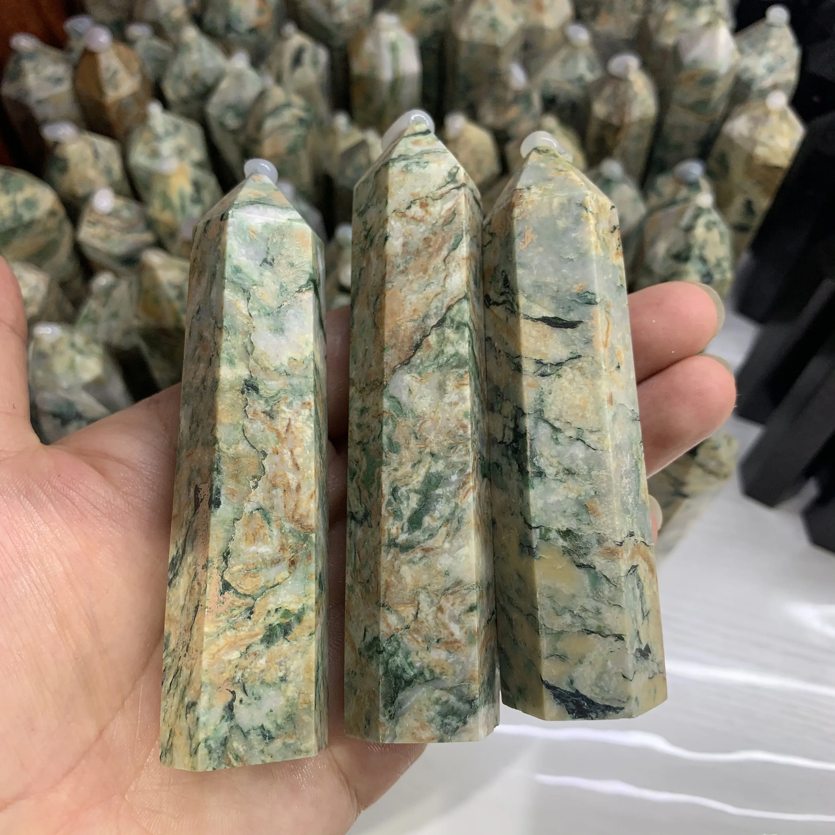 

Natural Bamboo Leaf Stone Point Healing Crystal Stone Tower Reiki Energy For Home Decor