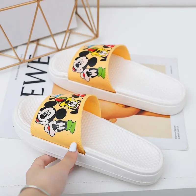 Сандалии и тапочки Disney для детей взрослых Нескользящие шлепанцы с мультяшным