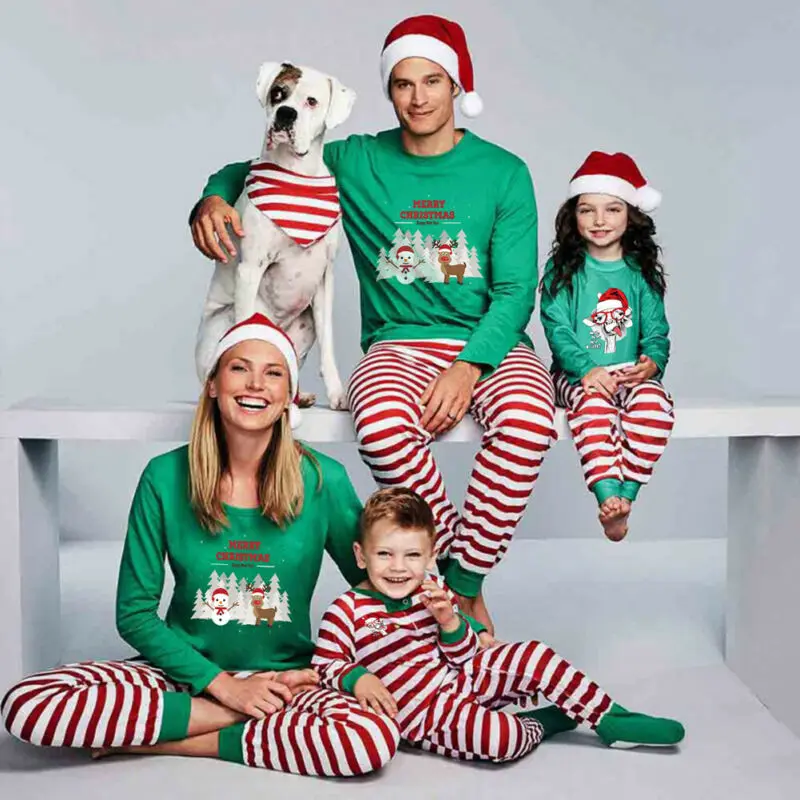 

Семейные комплекты; Одежда для мамы, папы и рождественские пижамные наборы в полоску, с рисунком из мультфильма, принт, рождественское Белье...