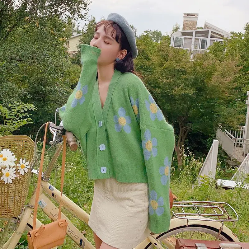 

Женский вязаный кардиган с цветочным принтом, зимний свободный элегантный пуловер с V-образным вырезом, короткое повседневное пальто в Коре...