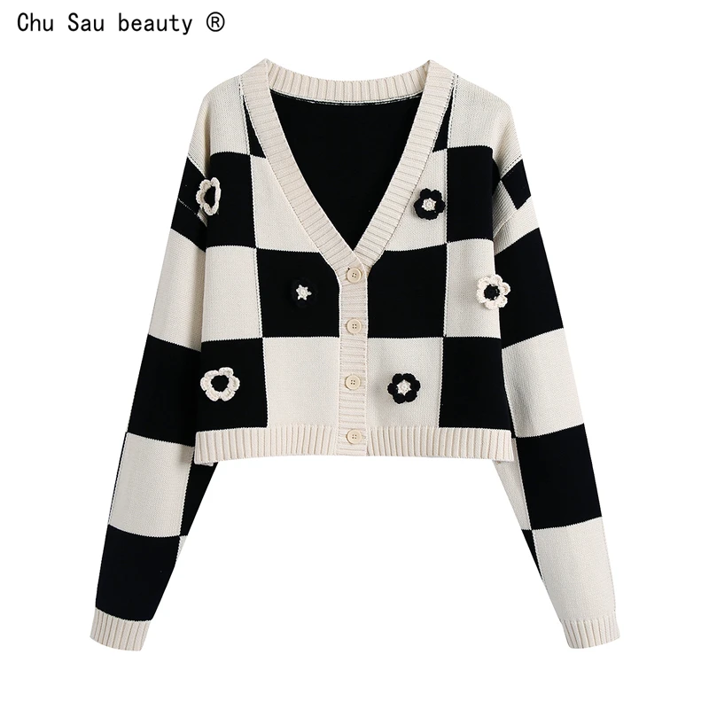 

Vintage Korean Style Urban Casual Plaid Single-Breasted Knitted Cardigan Early Spring Women Straight Long-Sleeve Sweater