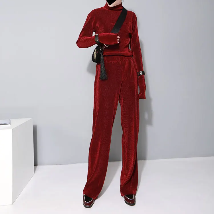 Женские брюки с широкими штанинами Vadim осенне зимние мягкие и удобные в