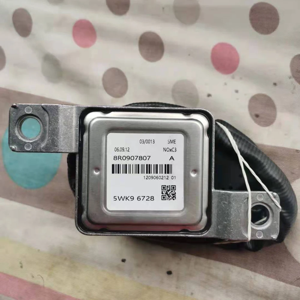 8R0907807A 5WK96728 датчик содержания кислорода в азоте для AUDI Q5 2 0 TDI A4 3 TDI| |