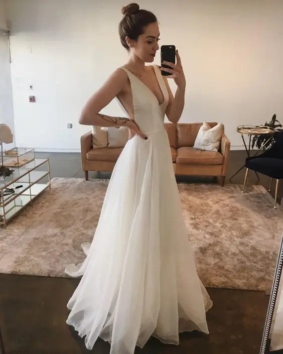 

2019 European and American Summer New Dress Dunhuang Popular Sexy Deep V Strap Chiffon Dress