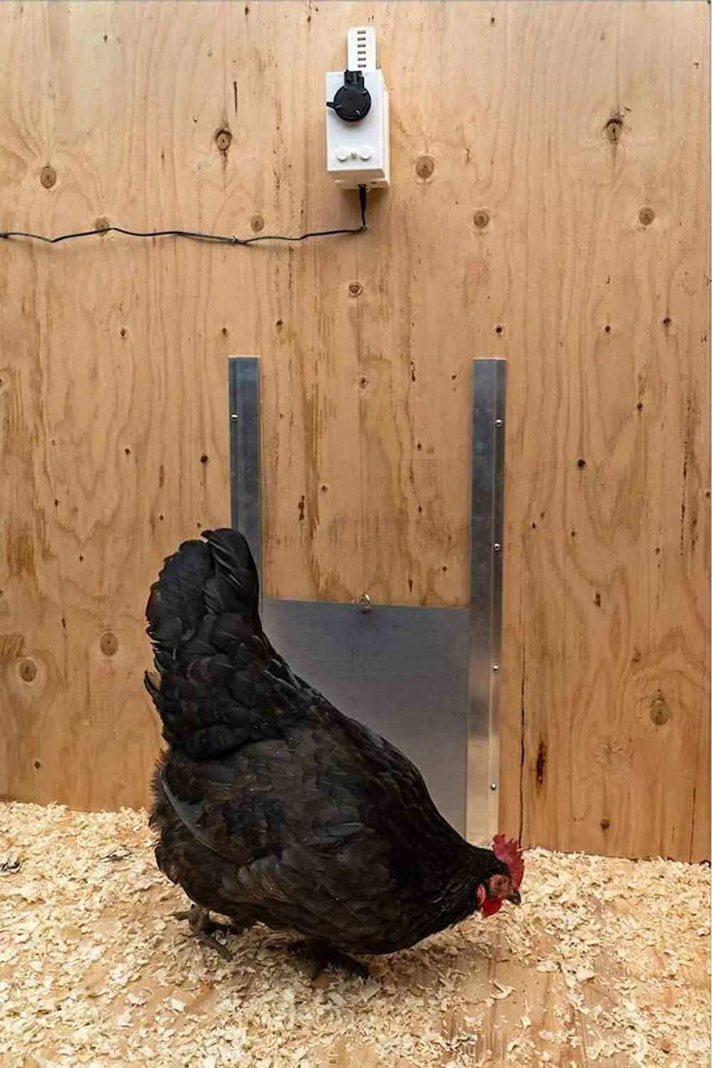

Chicken Poultry Coop Auto Door Opener Kit Door Opener & Closer with Light Sensor Rainproof Outdoor Controller Actuator Motor