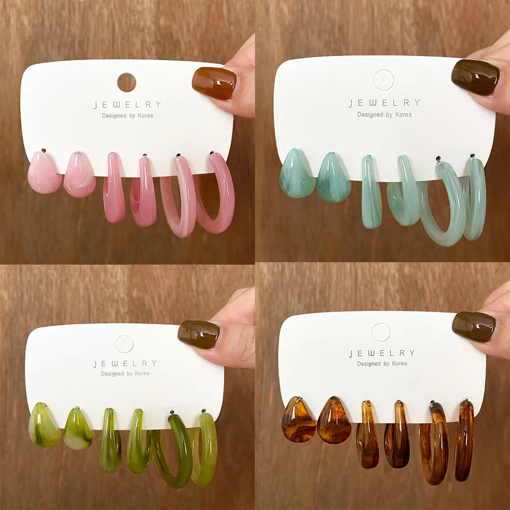

Trendy Colorful Color Resin Alloy Hoop Earrings Set for Women Girls Geometric Irregular Metal Resin Acrylic Earrings Jewelry