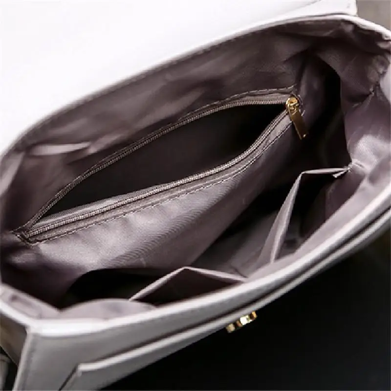 

Anime Sailor Moon Satchel Luna Cat Backpack Black White Moon Pattern Girl Fashion Pop Cute Girl Birthday Present Cosplay