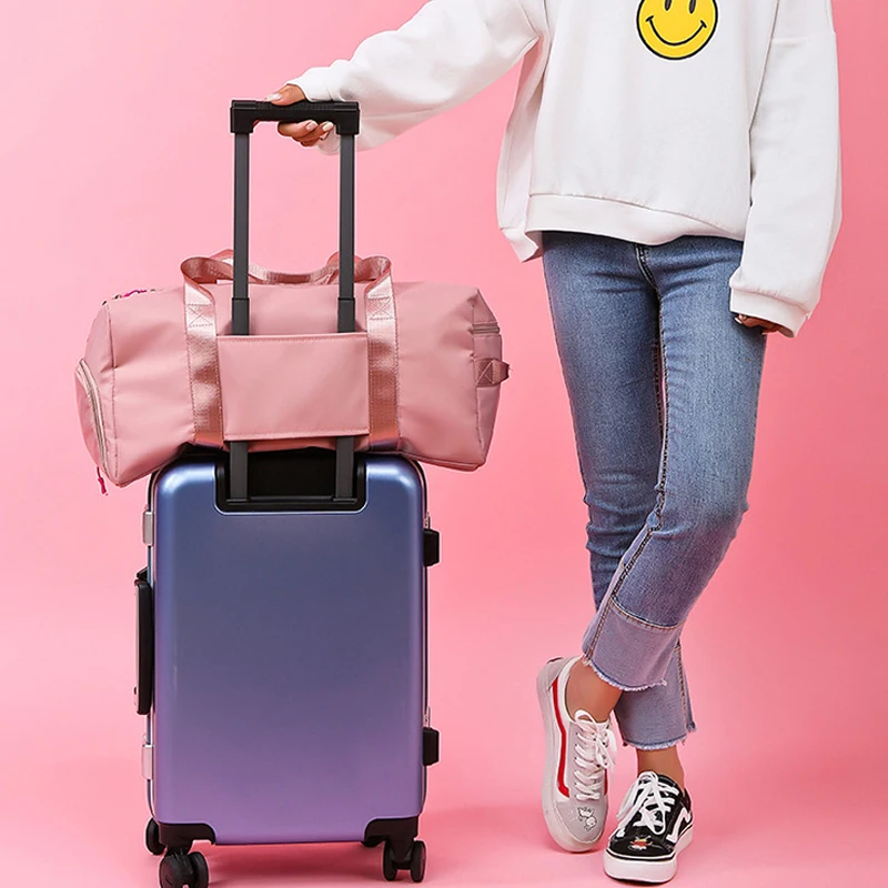 

2021 New Yoga Gym Bag Lady Messenger Bags Shoe Position Dry and Wet Separation Sports Woman Travel Pack Shoulder Package Handbag