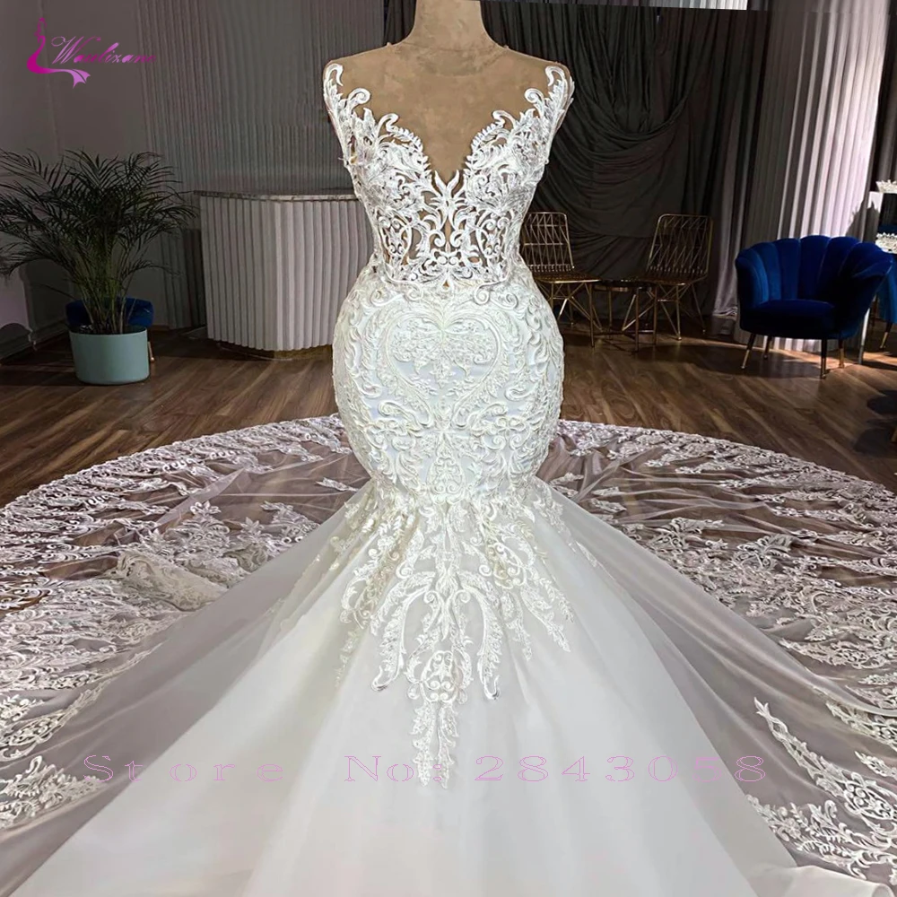 Свадебное платье русалки телесного цвета из тюля с застежкой