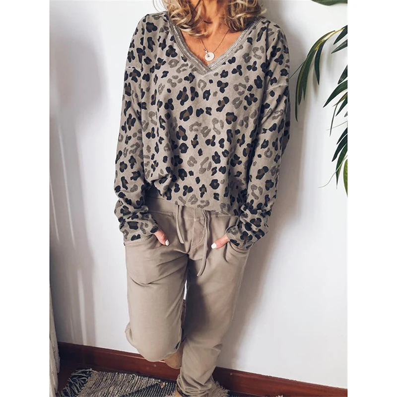 

Уличная леопардовая футболка с длинным рукавом и v-образным вырезом женские Топы Harajuku Корейская одежда SJ4595V