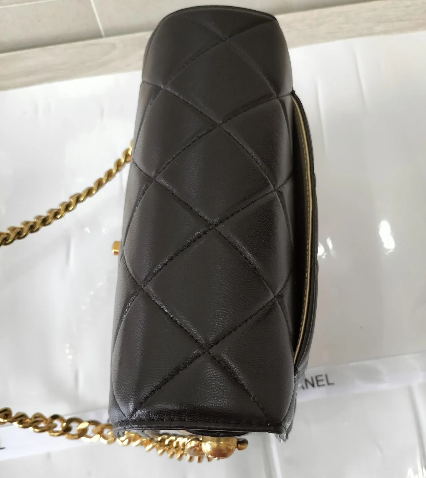 

20cm 21ss latest luxury design women's shoulder crossbody bag black retro trend saddle bags for women Small pink tofu handbag