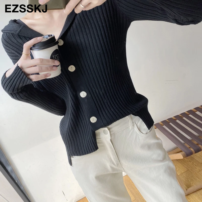 

Осенне-зимний новый вязаный кардиган с капюшоном, короткая женская куртка в Корейском стиле, необычный дизайн, чувственный эластичный топ с...