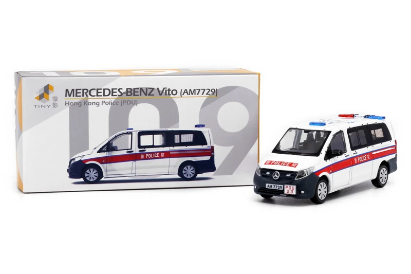 

Миниатюрная модель полицейского автомобиля Vito 1:64