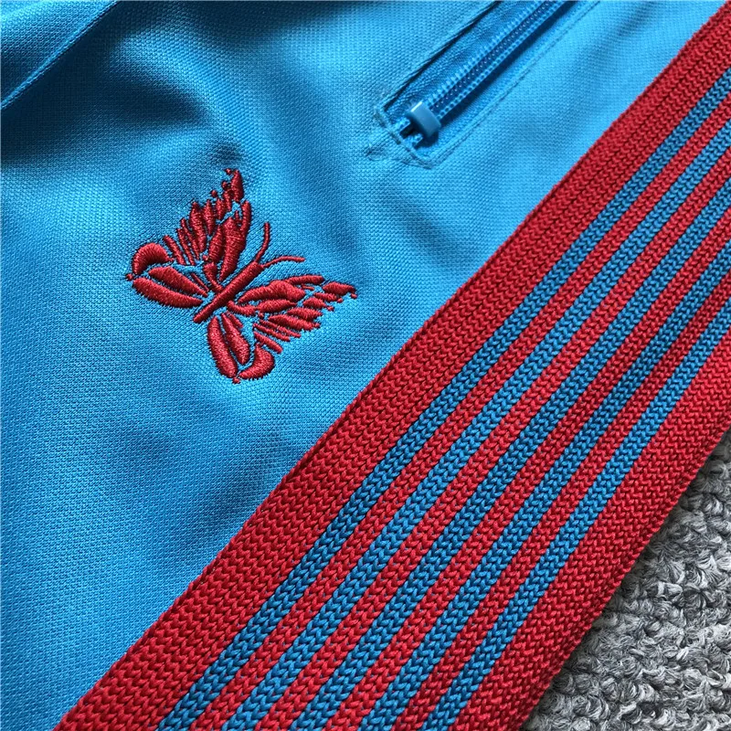 

Needles AWGE Blue Sweatpants Men Women 1:1 Top Quality Needles Pants Red butterfly embroidery Stripe AWGE Pants
