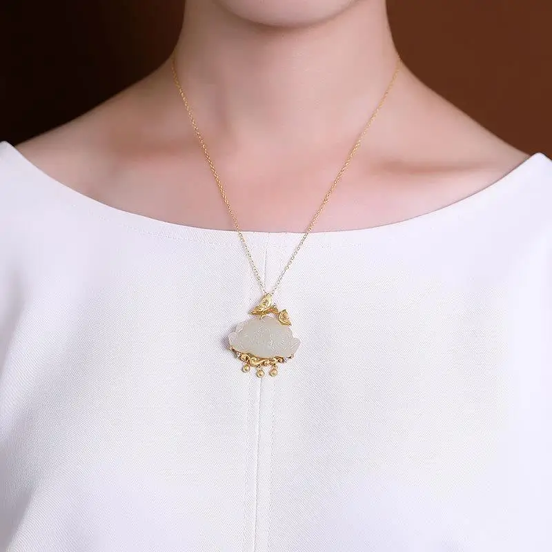 

Original new ancient gold craftsmanship inlaid butterfly Hetian jade lotus necklace pendant Chinese style ladies silver jewelry