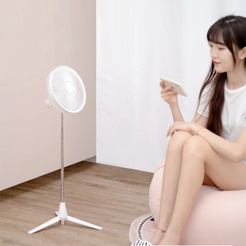 

8000mAh 4 Speed Portable Pedestal Fan Outdoor Standing Fans Foldable Telescopic Desk Fan,Remote Control USB Powered
