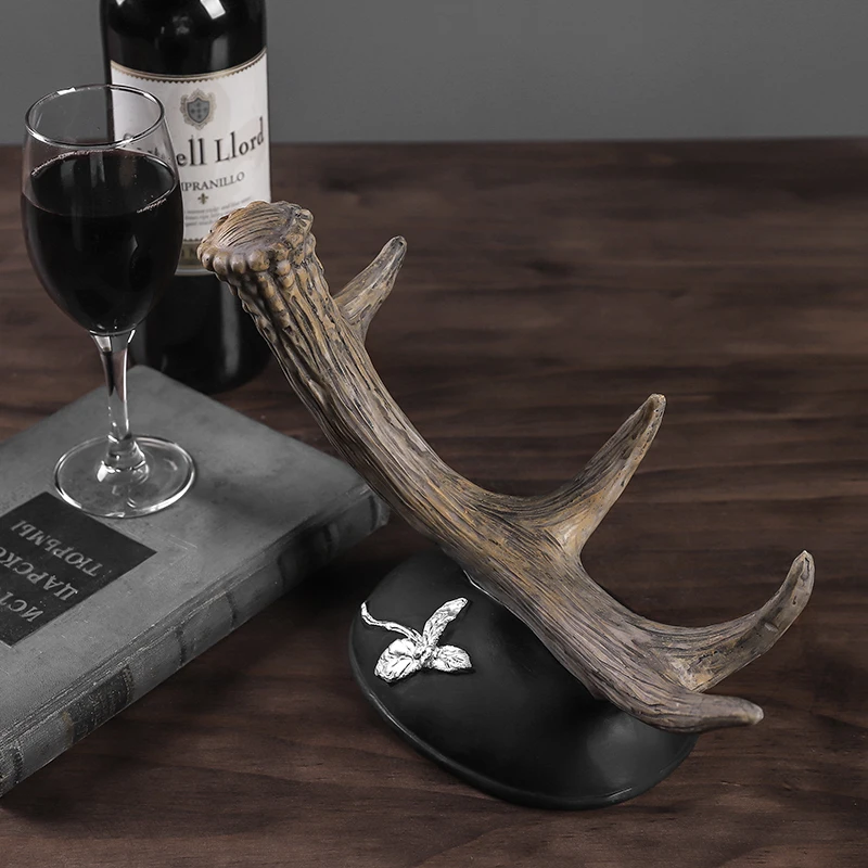 

Unique Red Antler Shape Wine Shelf Retro Crafts Ornaments Home Decoration Sculpture