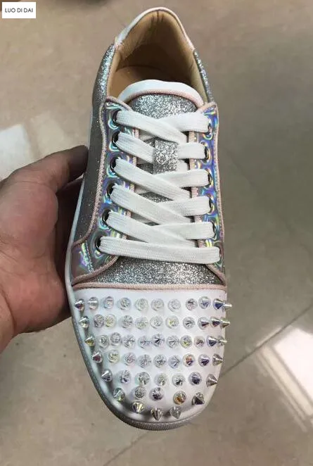 Мужские кроссовки на шнуровке Разноцветные Повседневные с шипами лоферы