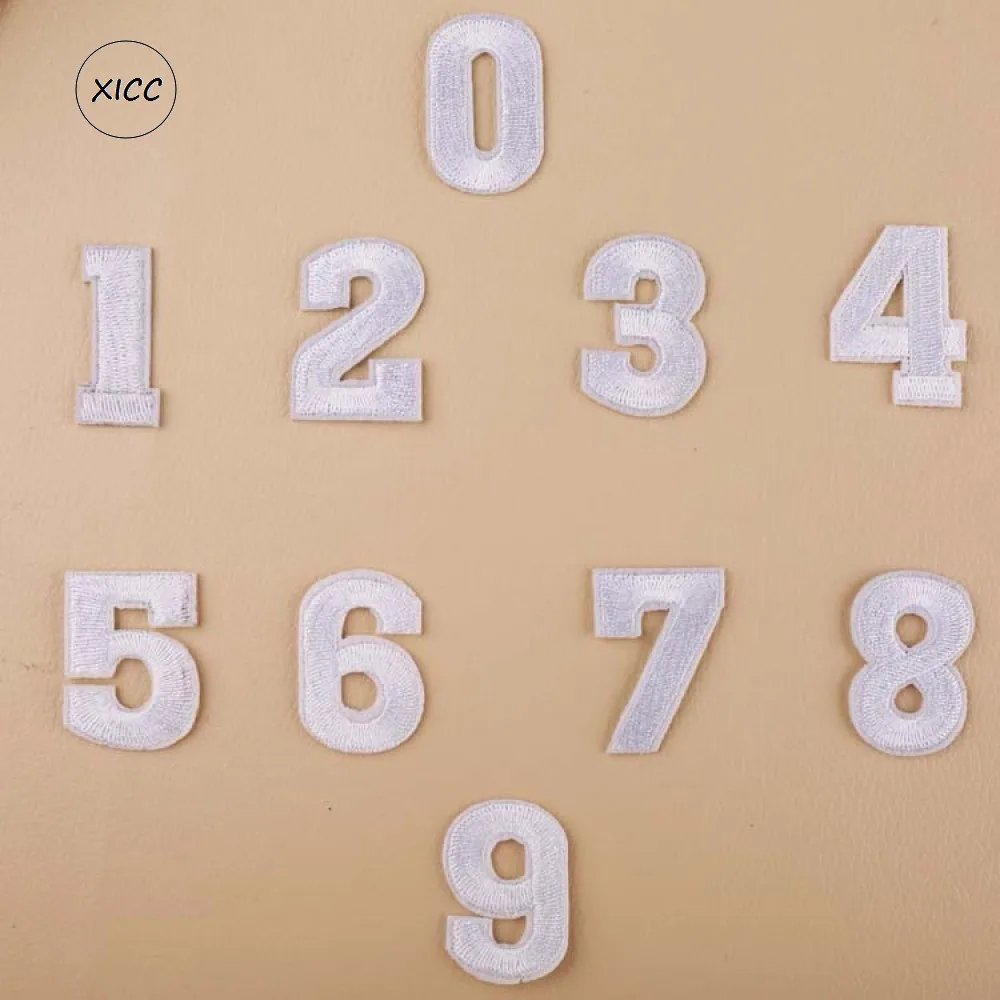 Синие вышитые цифровые нашивки XICC с помощью утюга для нанесения на футболку