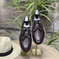 2021 new men fashion business casual dress shoes handmade black pu classic retro tassel round head low heel soft loafers zq0510
