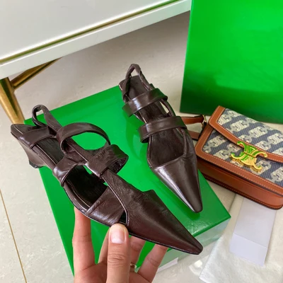 

2021 summer French personality fashion stiletto pointed toe shoes leather all-match hollow low-heeled sandals women