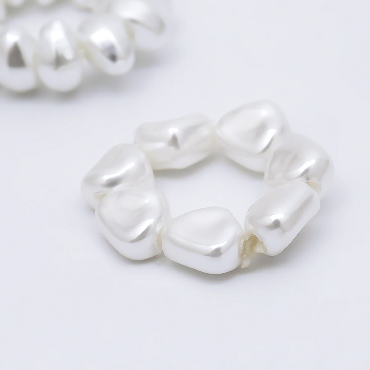 

Ingemark 2019 New Imitation Pearl Women's Ring Bridal Wedding Engagement Accessories 2 Pcs/Set Elastic Adjustable Finger Ring