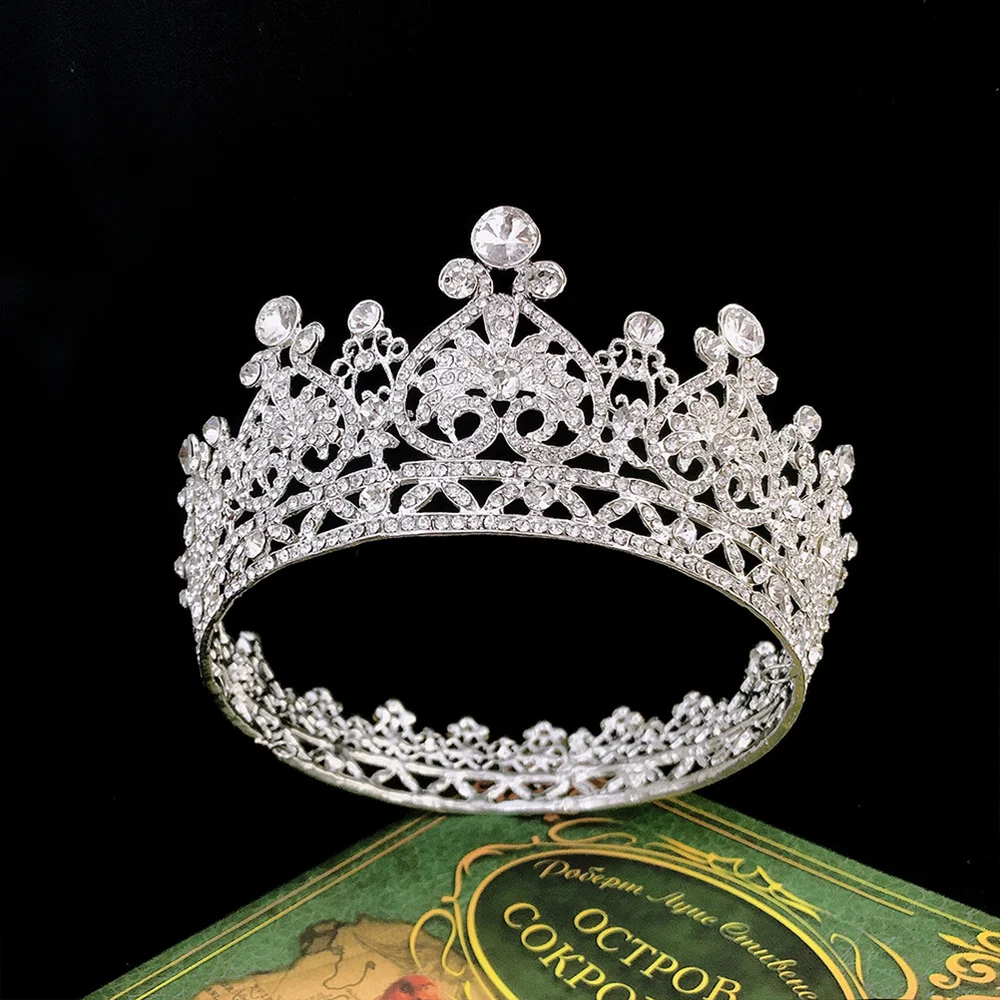 

1Pc Alloy Rhinestone Hair Piece Lovely Crown Creative Hair Adornment (Silver)